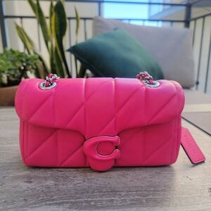 Coach Quilted Tabby 20 Dragonfruit